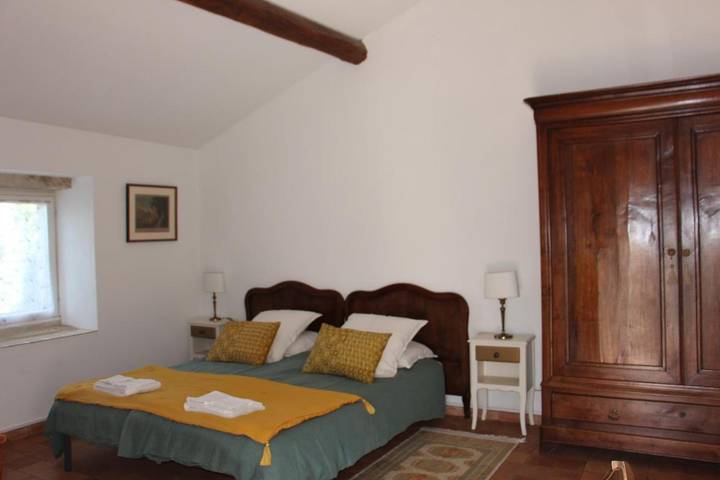 Location de vacances pour 4 personnes, avec Terrasse et Jardin ainsi que Piscine et Vue à Montségur-sur-Lauzon - 2