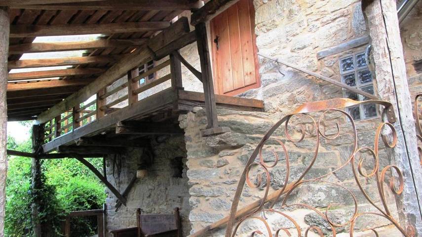 Casa rural para 5 personas, con Balcón y Terraza además de Jardín y Vistas en Villarino de Conso - 2