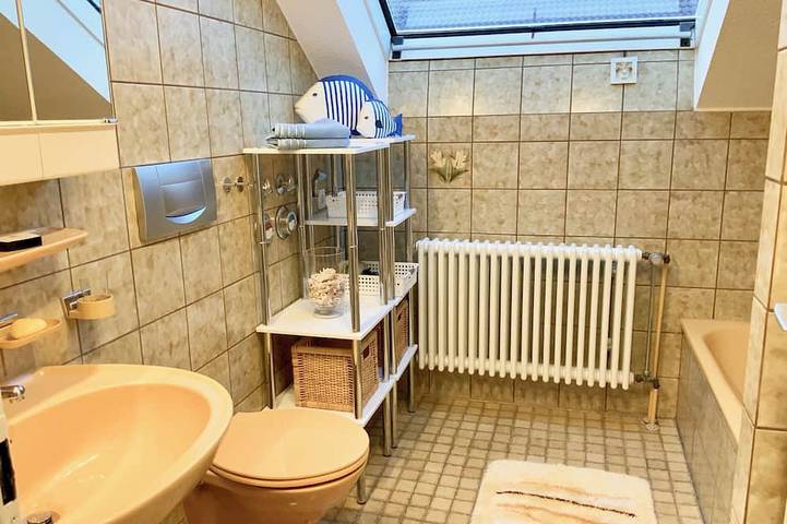 Ganze Wohnung, Komfort Ausstattung 65 qm, schöne und verkehrsgünstige Lage zu Freiburg in Vörstetten, Südschwarzwald