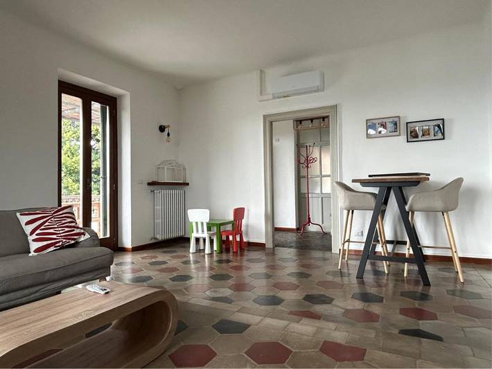 Gîte pour 5 personnes, avec vue sur le lac ainsi que jardin et vue à Gavirate - 3