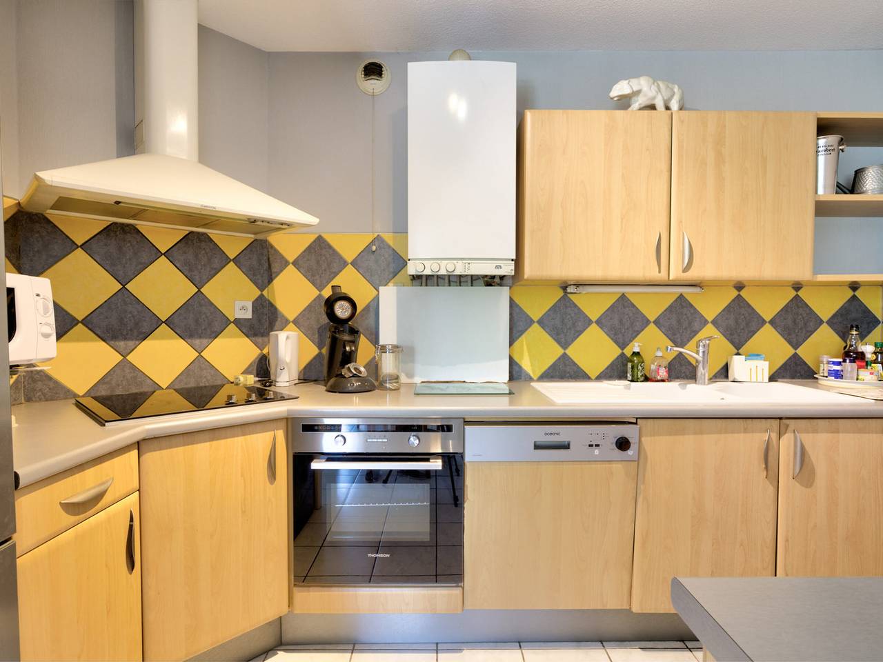 Apartamento entero, Apartamento T3 con terraza, garaje y wifi en Aix-les-Bains in Aix-les-Bains, Chambéry region
