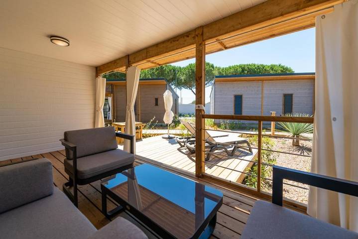Location de vacances pour 4 personnes, avec jacuzzi et bassin pour enfant ainsi que piscine et jardin dans Portiragnes Plage - 4
