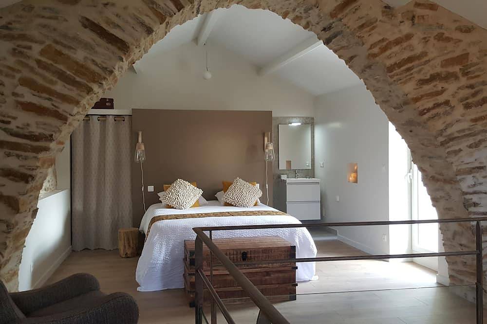 Maison Elora avec spa, au pied des Gorges d'Héric (Lumineuse) in Gorges d'Héric, Mons (Béziers)