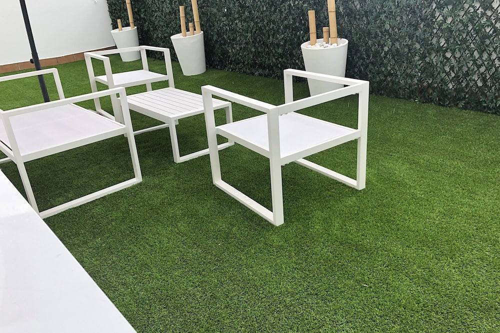 Appartamento intero, Attico Molto Luminoso Con Ampia Terrazza Al Centro in Santiago di Compostela, Provincia della Coruña