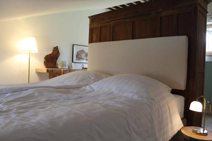 Location de vacances pour 2 personnes, avec jardin et piscine ainsi que vue et terrasse, animaux acceptés à Sabran - 4