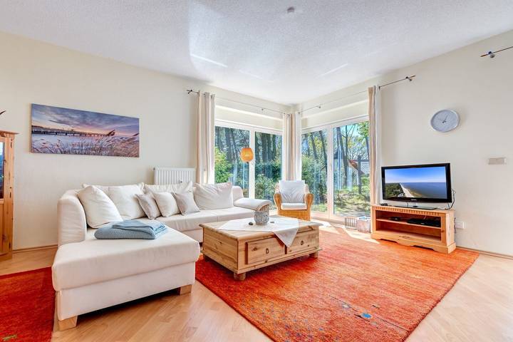 Ferienwohnung für 4 Personen, mit Terrasse und Garten in Loddin