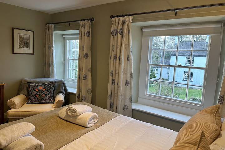 Croft End Cottage, pet friendly, with open fire in Sawrey in Far Sawrey, Lake District