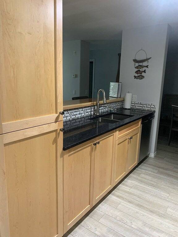 Ganze Wohnung, Spacious/Quiet 2bdrm, 2 bath with Mountain Views/Pool/Hot Tub/7night Disc! in Radium Hot Springs, Kootenay-Nationalpark