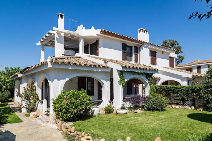 Location de vacances pour 10 personnes, avec jardin dans Santa Luria