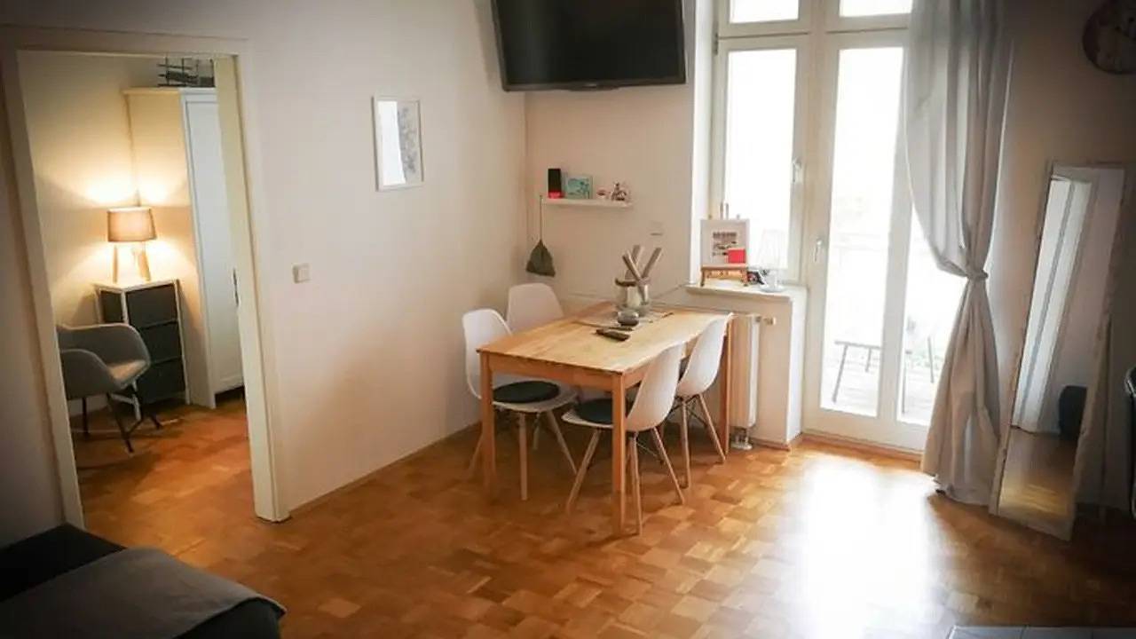 Ganze Ferienwohnung, Ferienwohnung für 6 Personen (40 m²) in Stadt Halle (Saale) in Halle, Saale-Unstrut