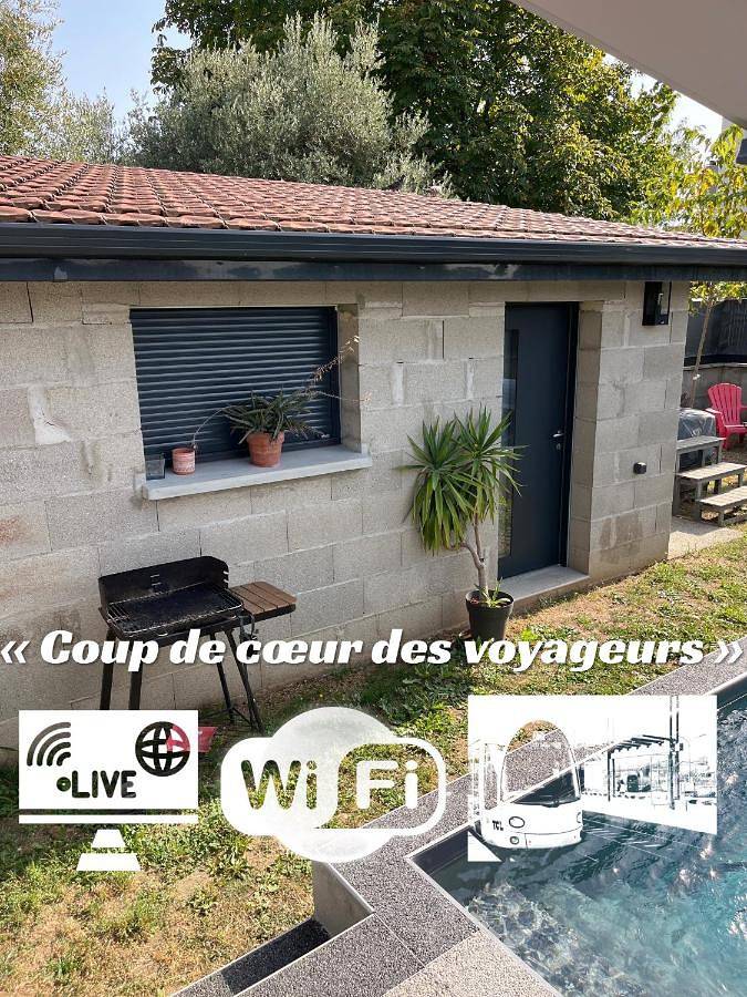 Gîte pour 2 personnes, avec terrasse et jardin à Décines-Charpieu