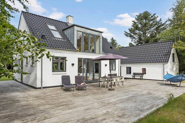 Ferieudlejning for 5 personer, med terrasse i Thorup Strand