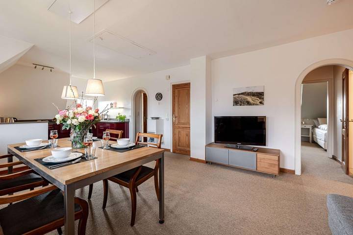 Ferienwohnung für 4 Personen, mit Terrasse und Pool sowie Ausblick - 1