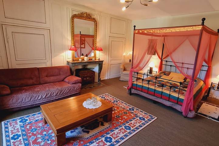 Location de vacances pour 4 personnes, avec terrasse à Vuillafans - 4