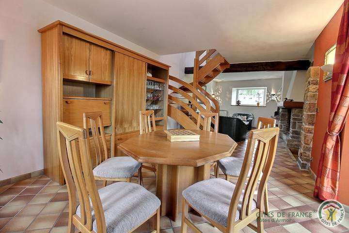 Gîte pour 6 personnes, avec jardin et terrasse à Paimpol - 3