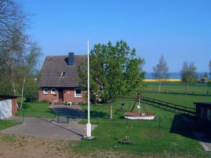 Ferienhaus für 7 Personen, mit Terrasse und Garten sowie Seeblick in Hohenfelde