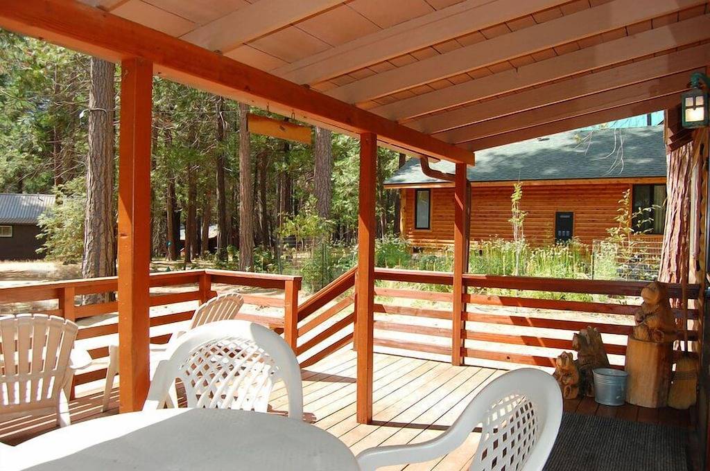 35 Cubby's Den im Yosemite National Park in Wawona, Mariposa County
