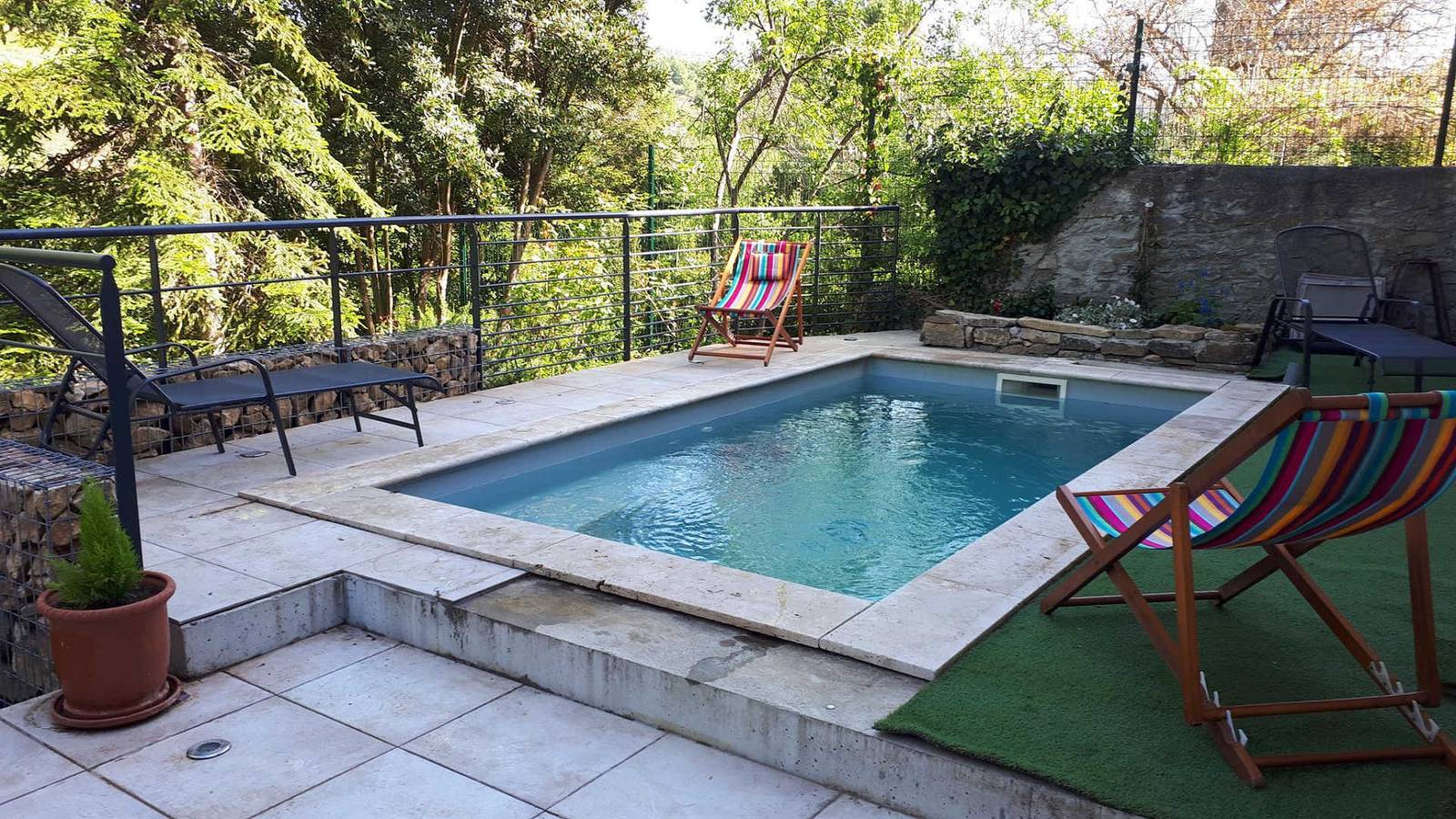 Gîte pour 6 Personnes dans Bouriège, Région de Limoux