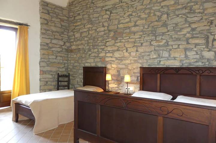 Gîte pour 6 personnes, avec jardin et piscine ainsi que sauna et terrasse à Mombarcaro - 2