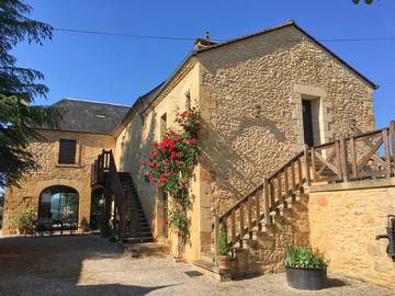 Chambre d’hôte pour 2 personnes, avec piscine et jardin à Proissans