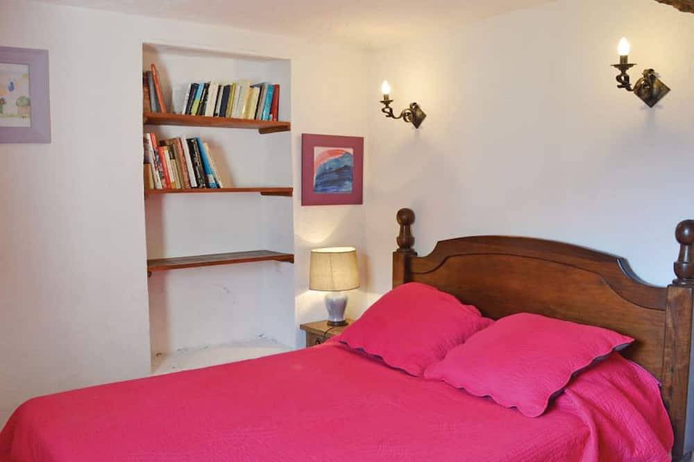 1 Stunde von Nizza, Charmantes Dorfhaus mit Garten und herrlicher Aussicht, Wifi in Pierrefeu, Nizza und Umgebung