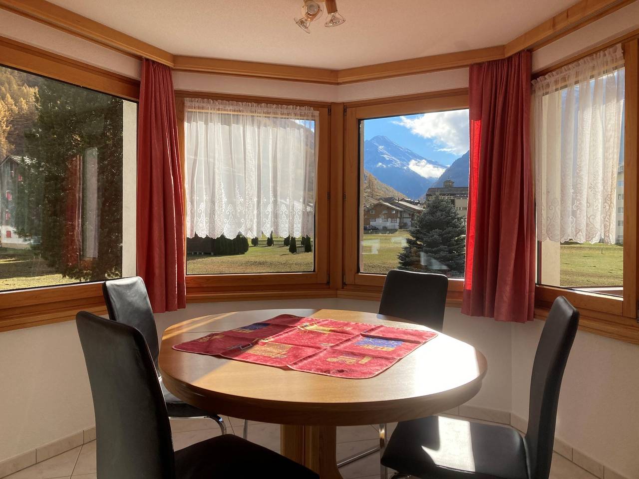 Apartamento vacacional entero, Ferienhaus Antigua in Saas-Grund, Alpes del Valais