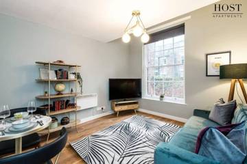 Apartment for 4 People in Liverpool, Merseyside, Photo 1