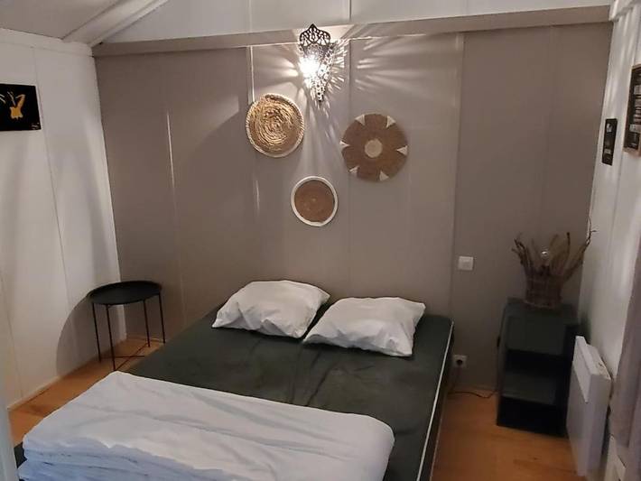 Gîte pour 4 personnes, avec Terrasse ainsi que Jardin et Vue à Causse-et-Diège - 4
