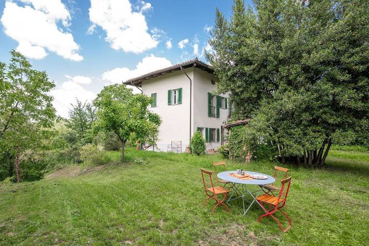 Ferienhaus für 7 Personen, mit Garten in Soglio