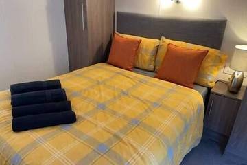 Static Caravan for 5 People in Essex, East of England, Photo 2