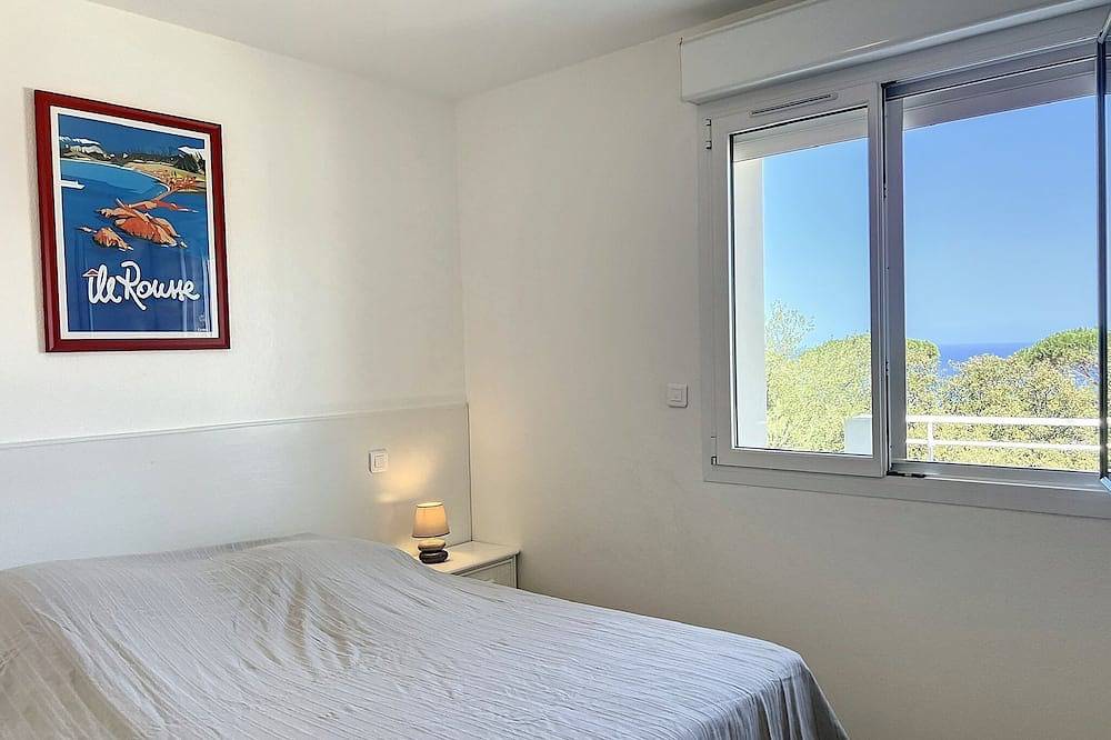 Appartement entier, A Corbara, bas de villa - belle vue mer - proche de la plage de Bodri. in Corbara, Région de Calvi
