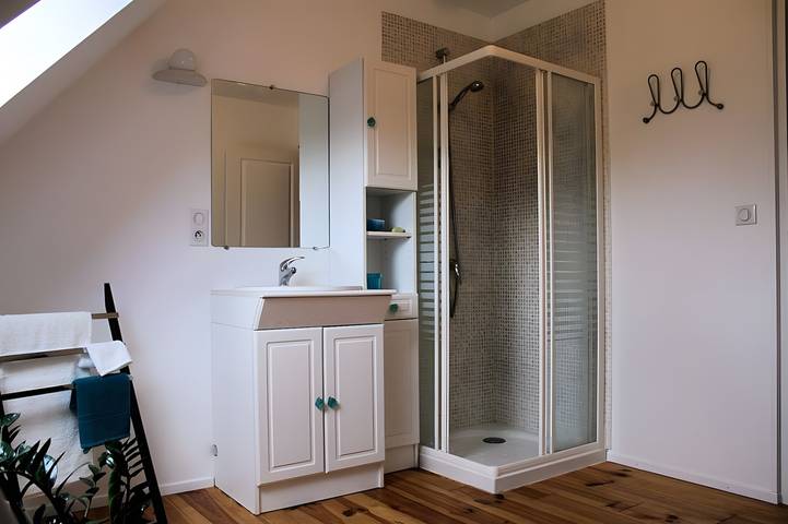 La Morinière Guest Room with Wi-Fi in Saint-Gerbold-des-Deux-Vallées, Caen region