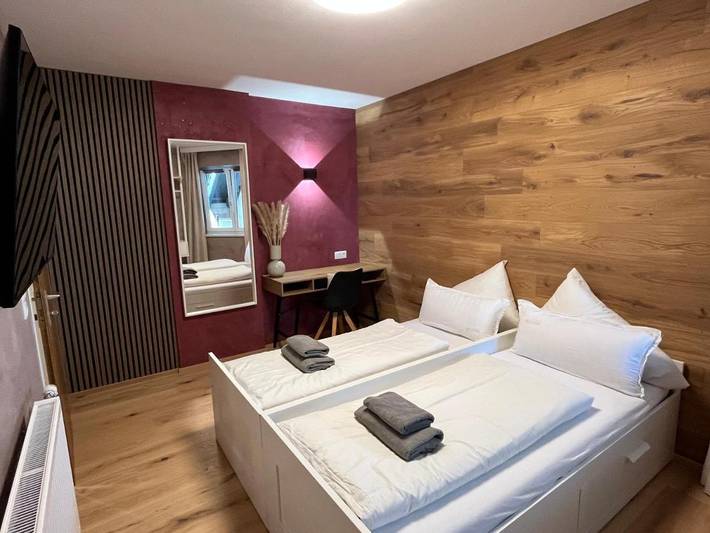 Ferienwohnung für 4 Personen, mit Terrasse und Ausblick in Telfs