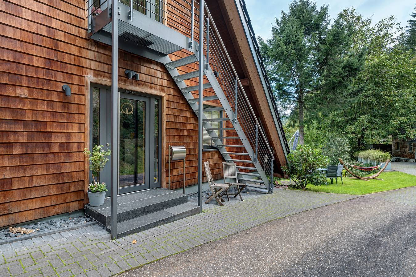 Ganze Wohnung, Ferienwohnung 'Im Holzhau' mit Bergblick, gemeinsamer Terrasse und Wlan in Bad Peterstal-Griesbach, Mittlerer Schwarzwald
