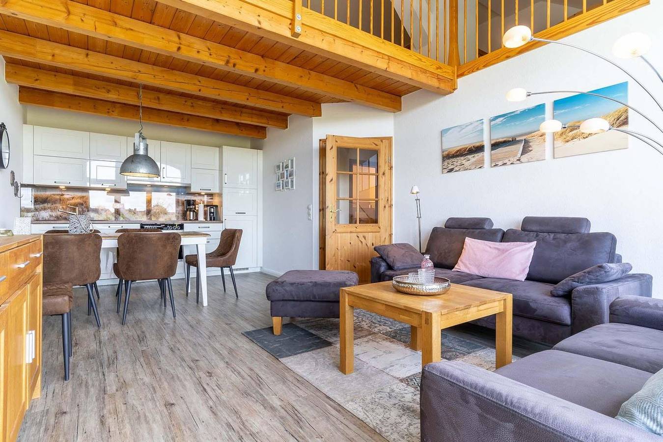 Ganze Wohnung, Friesenhof 3 - wunderschönes Appartement in einem Haubarg direkt in Ording! in St. Peter-Ording, Eiderstedt