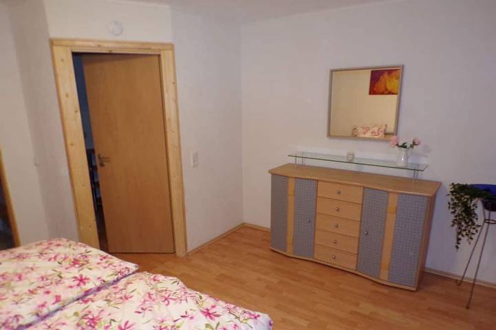 Ganze Wohnung, Kostengünstige Ferienwohnung Nähe Edersee und Kellerwald Nationalpark in Edertal, Landkreis Waldeck-Frankenberg