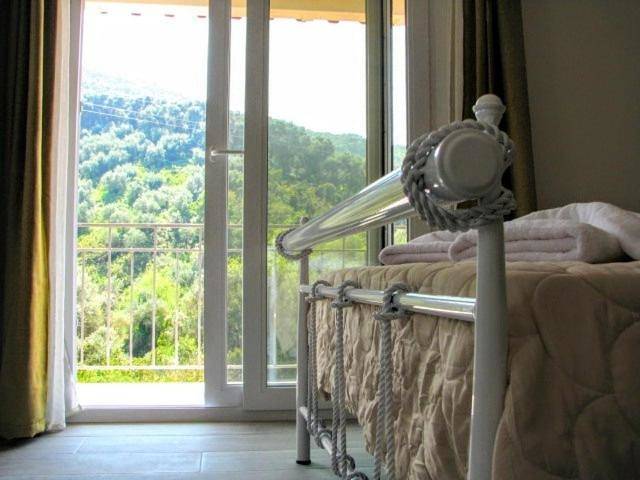 Vakantieappartement voor 4 personen, met uitzicht en tuin in Parga