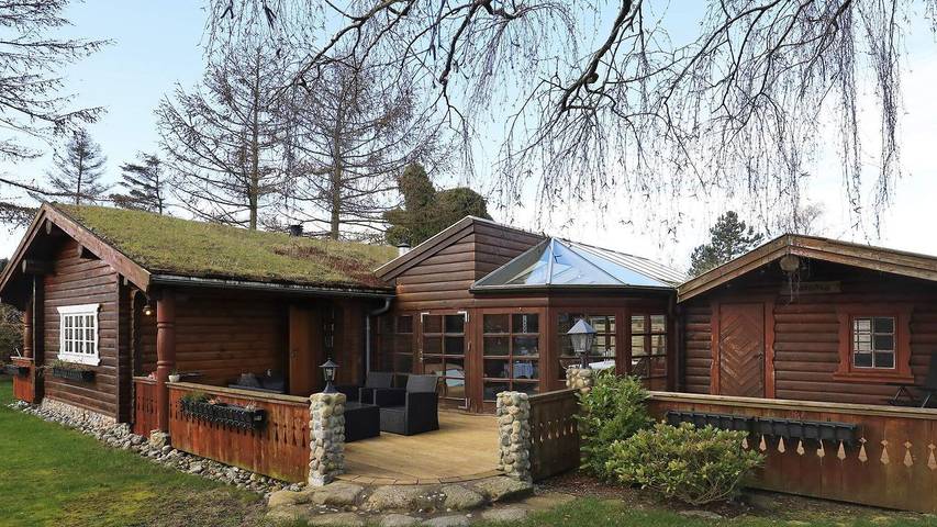 Ferieudlejning for 6 personer, med terrasse i Vejlby Fed
