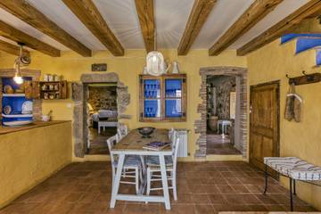 Maison De Vacances pour 6 Personnes dans Cantallops, Pyrénées catalanes, Photo 4