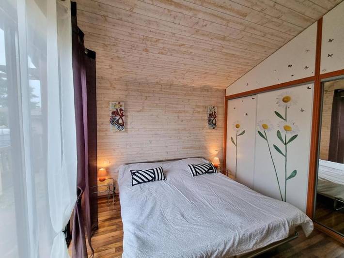 Location de vacances pour 4 personnes, avec piscine ainsi que bassin pour enfant et jardin à Onesse-Laharie - 2