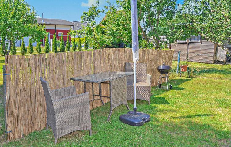 Apartamento vacacional entero, Retiro junto al mar con cocina, TV y microondas - Drewoldke in Breege, Rügen
