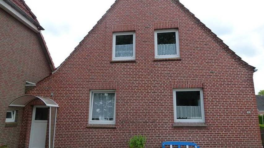 Ferienhaus für 4 Personen, mit Garten und Terrasse in Bunde