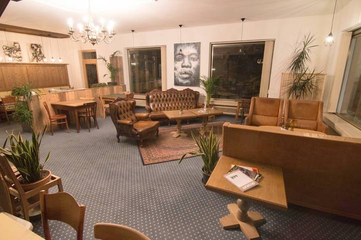 Hostel für 2 Personen, mit Terrasse und Sauna in Ehrwald - 4