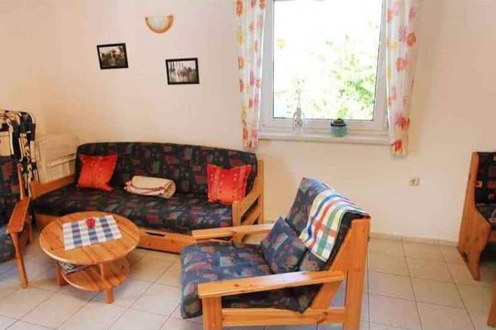 Ganze Wohnung, Ferienwohnung mit Pool in ruhiger Lage in Gyenesdias, Balaton Hochland Nationalpark