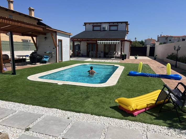 Casa rural con piscina para 3 personas, con jardín además de jacuzzi y piscina en Provincia de Cuenca - 2