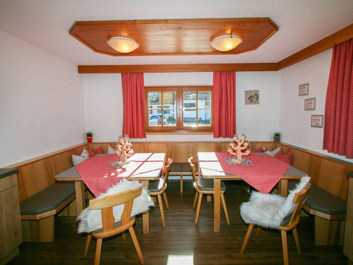Ferienhaus für 12 Personen, mit Terrasse und Garten im Zillertal - 4