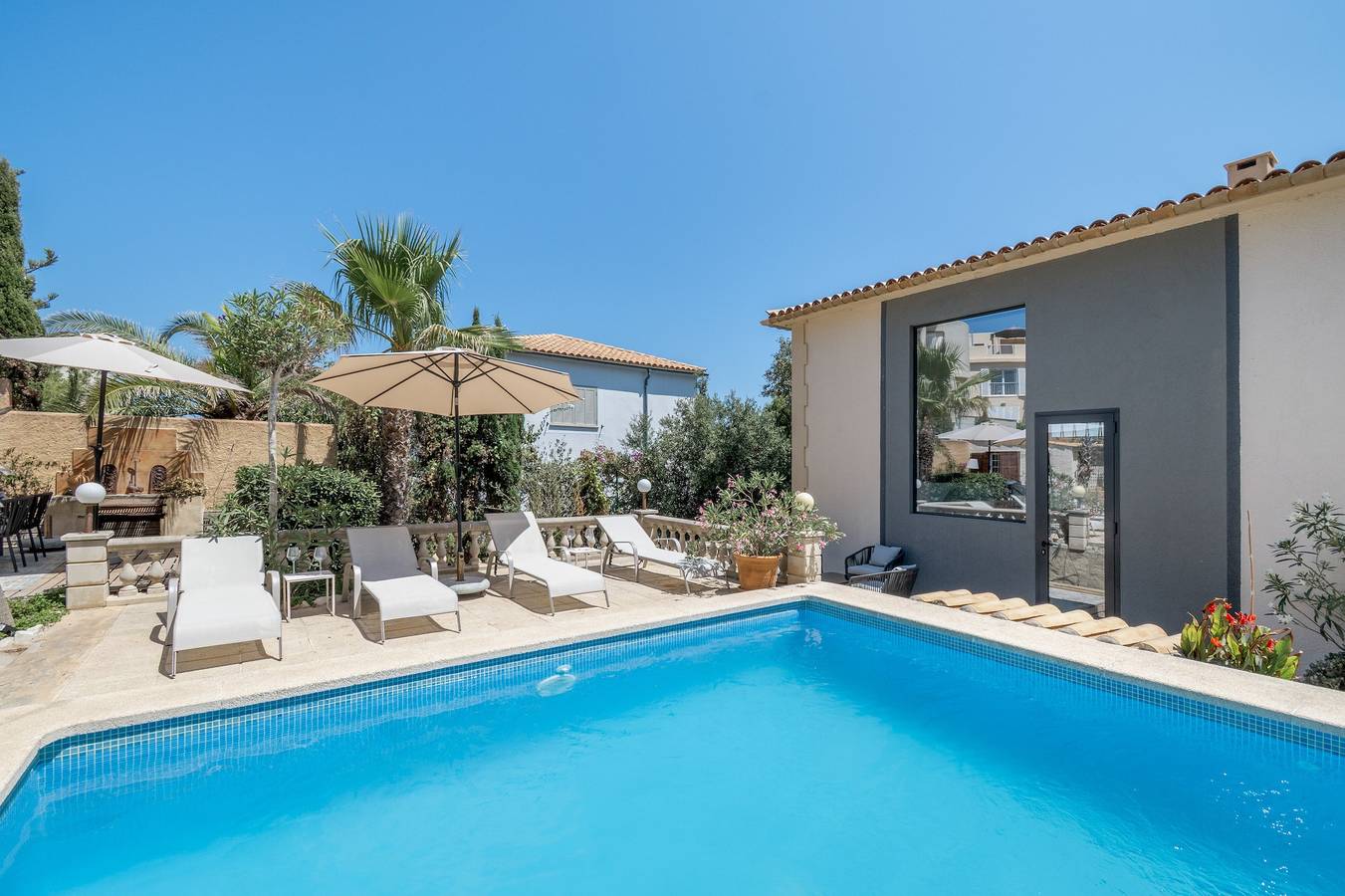 Charmante Villa mit herrlichem Meerblick – Cala Ratjada in Cala Ratjada, Capdepera