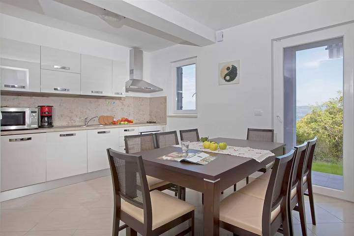 Ferienhaus mit Meerblick für 8 Personen, mit Balkon und Balkon/Terrasse sowie Terrasse und Garten in Istrien - 3