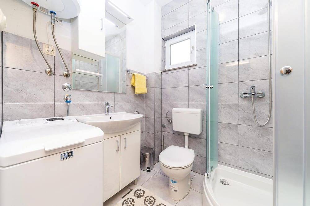 Geheel appartement, Prachtig appartement in Sevid met Wifi in Sevid, Split-Dalmatië