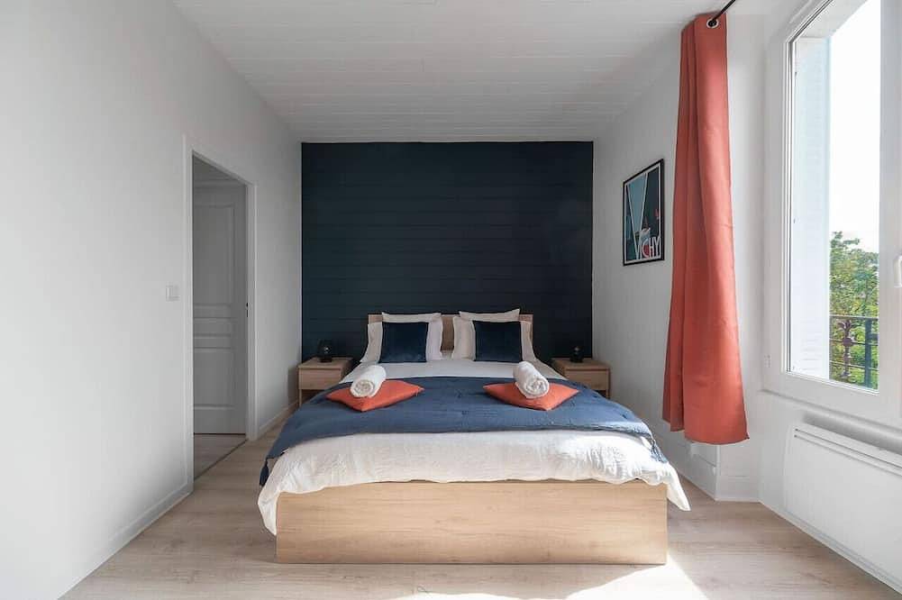 Entire apartment, Design apartment near city center - free parking in Vichy, Vichy region